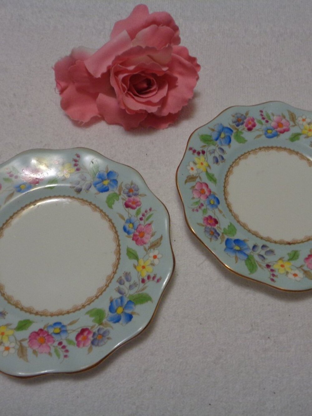 VINTAGE CHINZ 2 ROLL OR SALAD PLATES BY FOLEY CHINA, ENGLISH BONE CHINA LOT